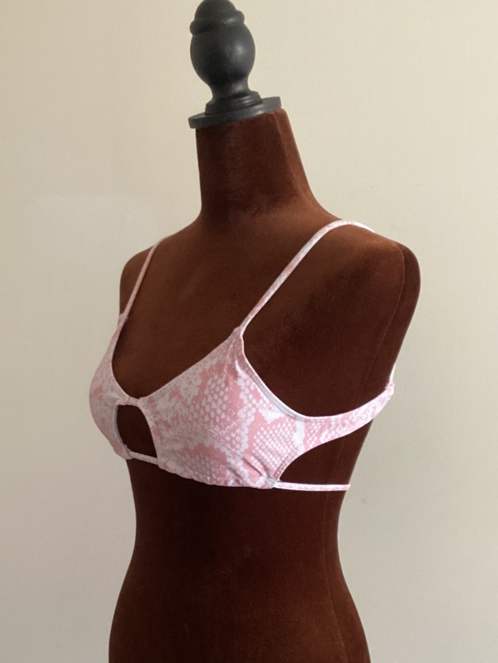 Backless bathing suit top